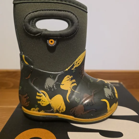 Bogs Kids Dino Rain Boots - Dinosaur - Picture 1 of 3
